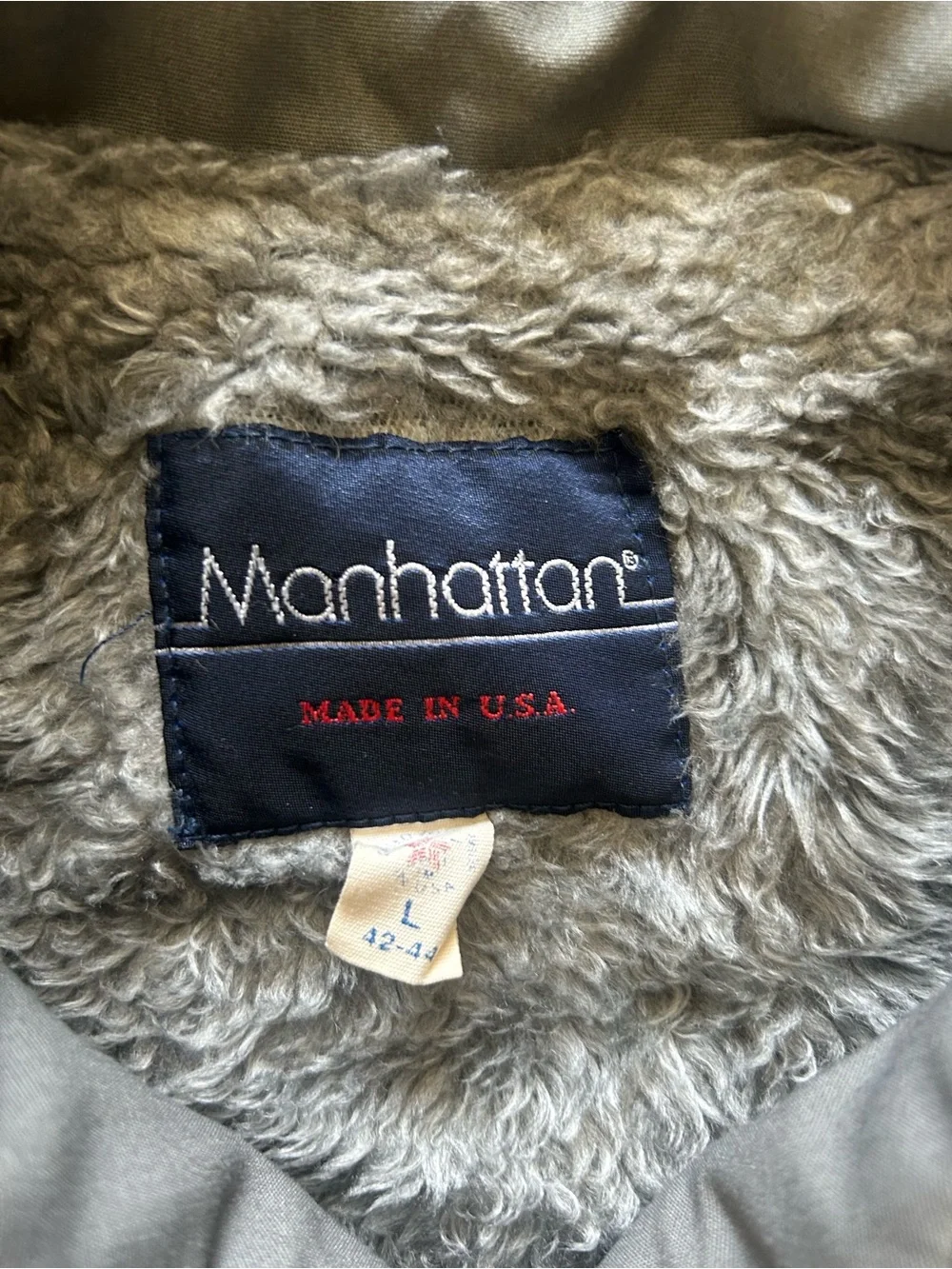 Manhattan olive green